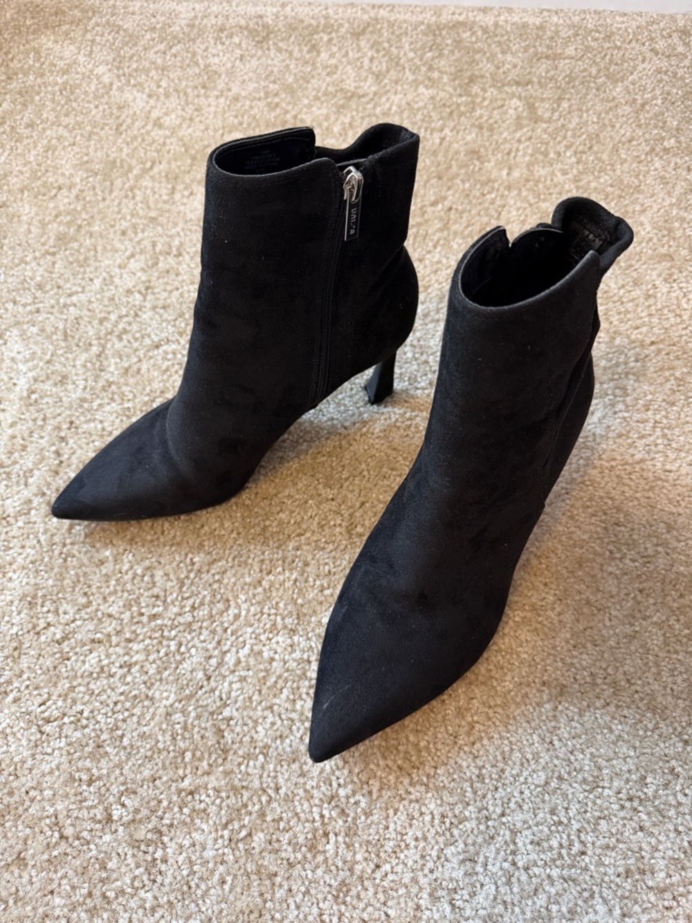 Unisa Black Pointed-Toe Suede Ankle Booties
